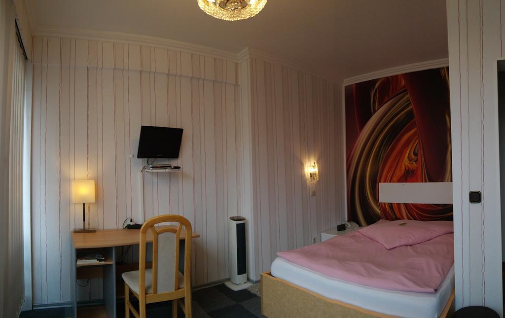 Am Hallenbad Garni Hotel 3*
