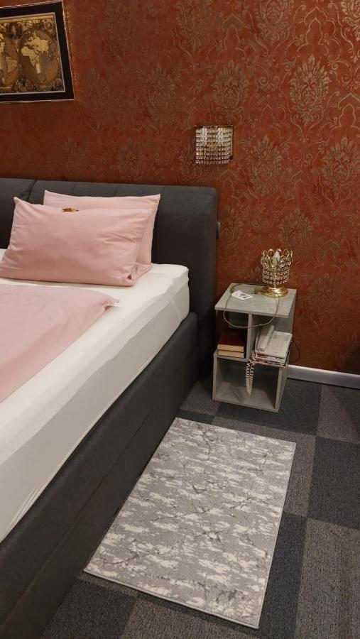Hotel Am Hallenbad Garni